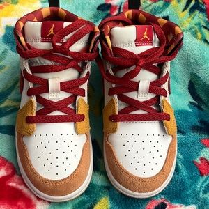 Toddler boy Jordan 1 mid SE